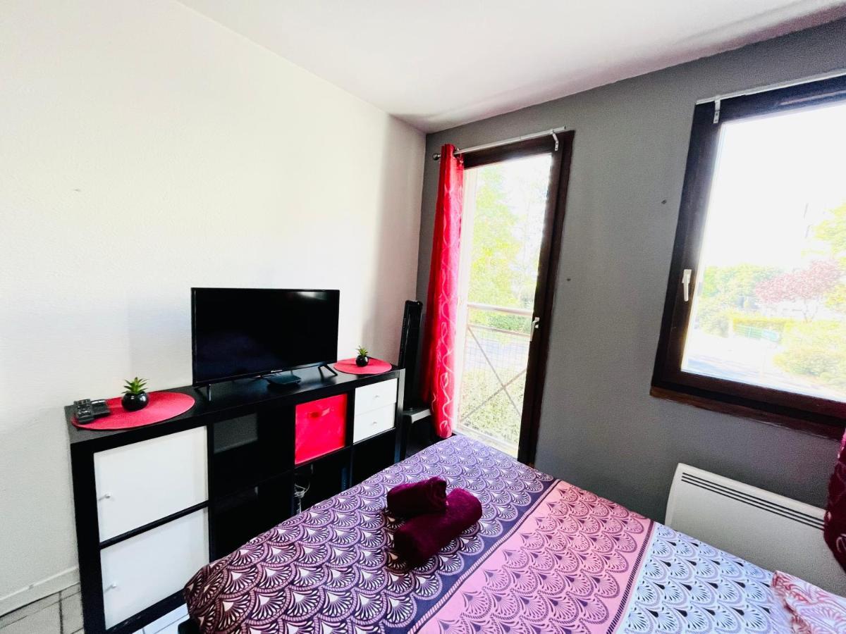 Le Red Escape A 15Min Du Centre Avec Parking Prive Gratuit Apartment Annecy Bagian luar foto